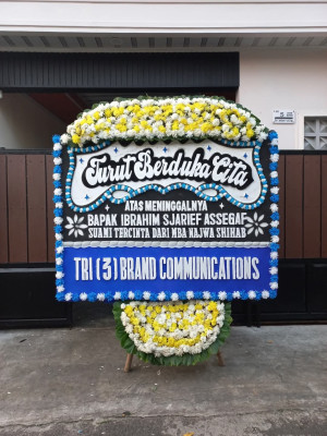 Papan Bunga Duka di Samatiga